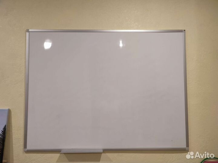 Белая Магнитно-маркерная Доска brauberg 120*90см