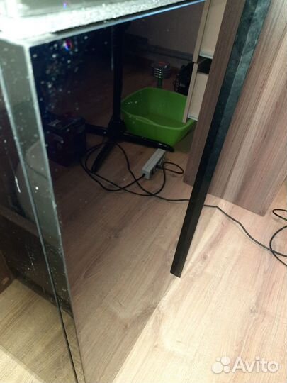 Аквариум Aquael Glossy 80 (125 литров) с тумбой