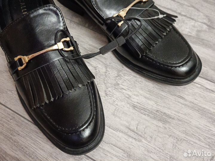 Туфли новые calliope p.39 (25см)