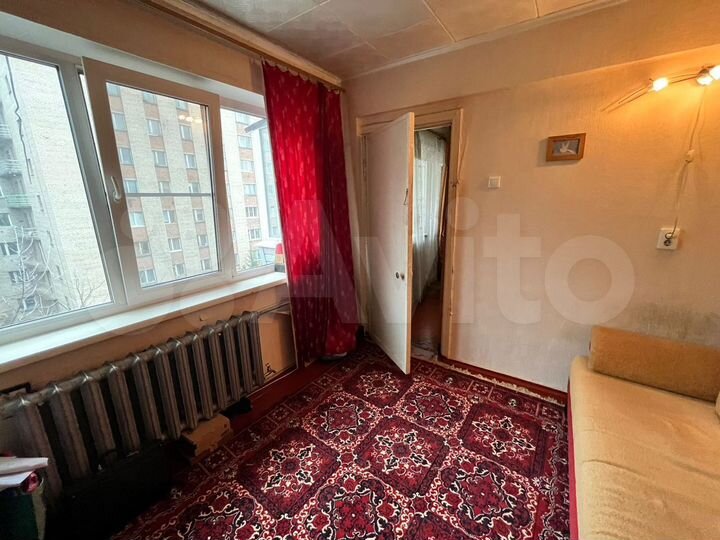 4-к. квартира, 60 м², 5/5 эт.