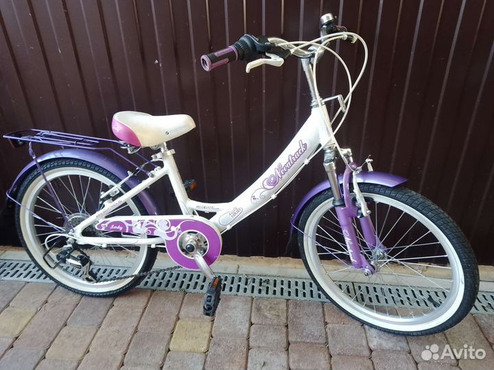Велосипед Novatrack Girlish колеса 20