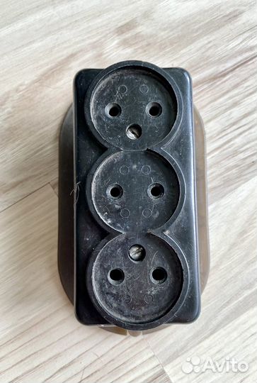 Кабели интернет, розетка