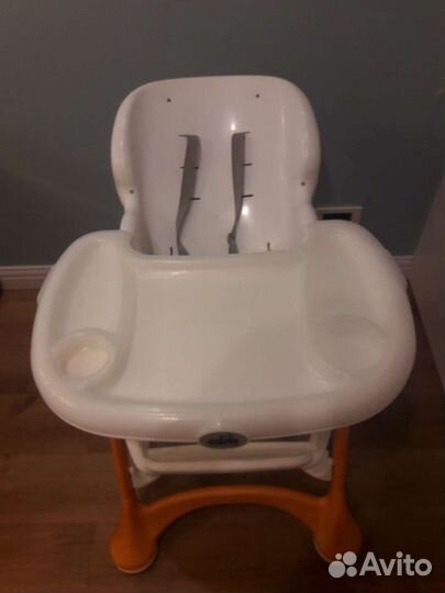 Стульчик для кормления cam