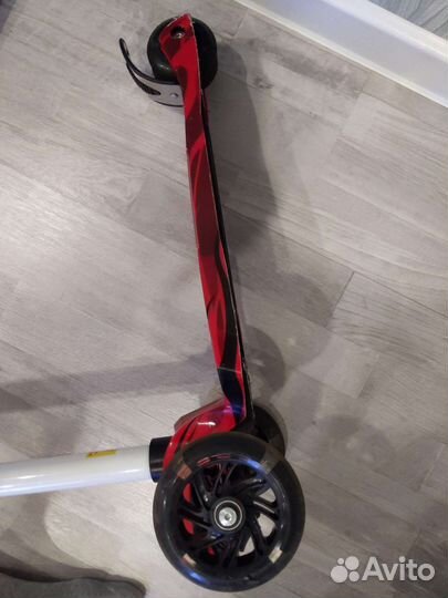 Самокат Reaction