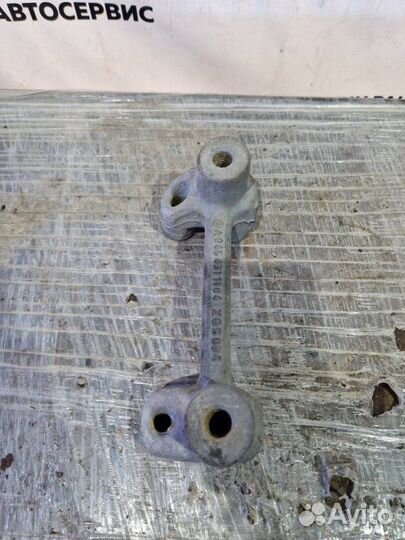 Кронштейн ящика акб Mercedes Benz Actros