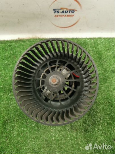 Мотор печки Ford Focus 2 хетчбэк 2.0 aoda 2010