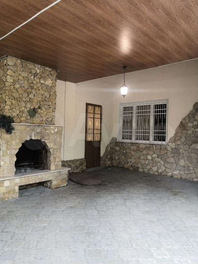 Дом 186 м² на участке 4 сот.