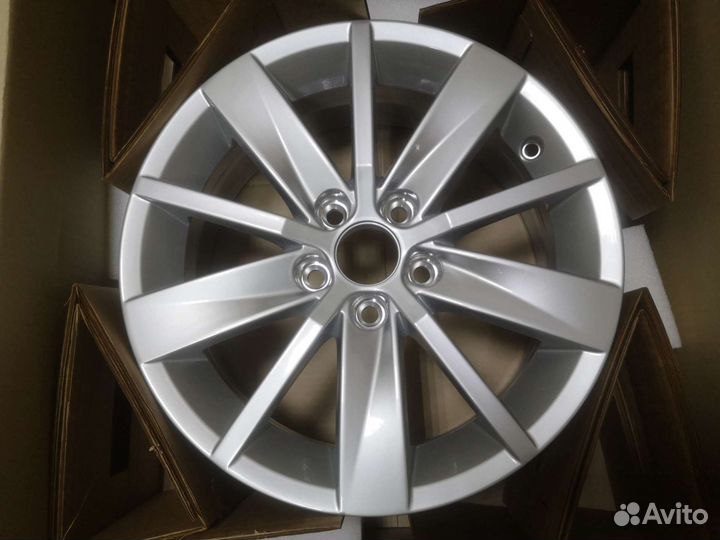 Диск литой 15 Polo 2015-2023 новый оригинал