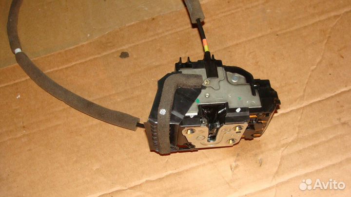 Замок двери Nissan Qashqai J11 2015г