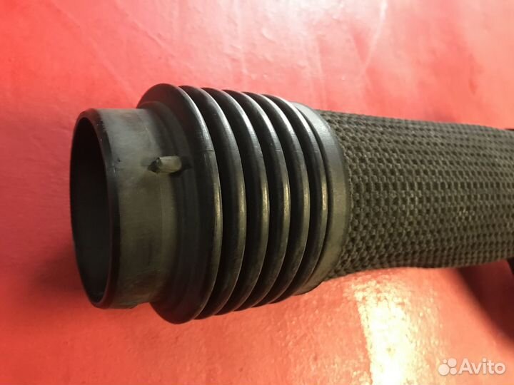 Патрубок воздуховода Mercedes-Benz E-Class w212