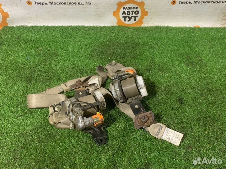 Передние ремни безопастности Nissan Maxima a33