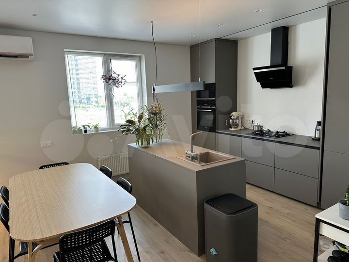 3-к. квартира, 99,5 м², 2/15 эт.