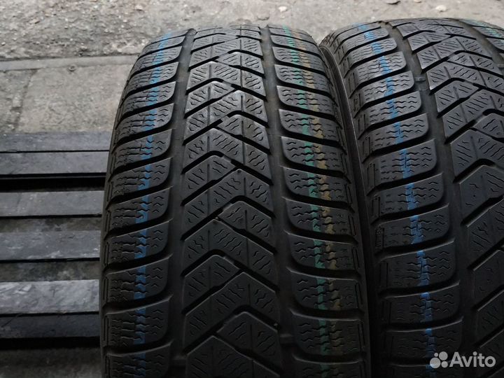 Pirelli Winter Sottozero 3 215/55 R18 95H