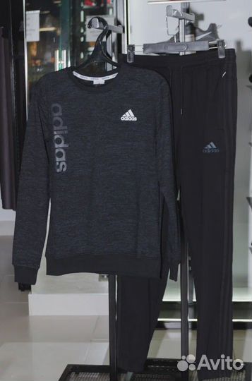 Спортивный костюм adidas