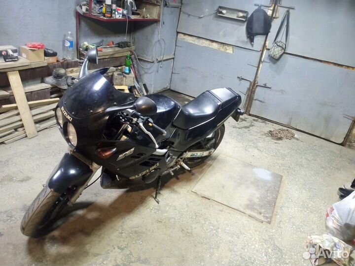 Suzuki gsx r 250