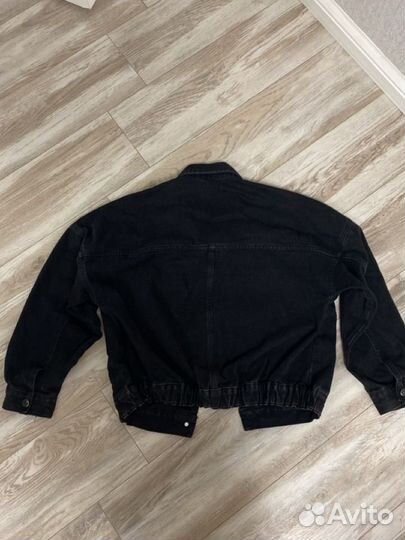 Джинсовая куртка