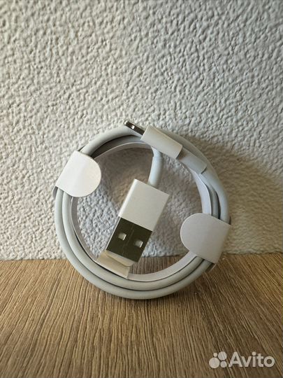 Кабель для iPhone