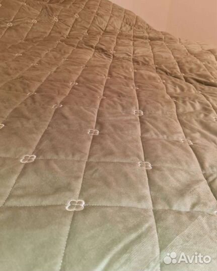 Плед покрывало новое стёганое мягкое