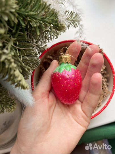 Елочные игрушки из стекла