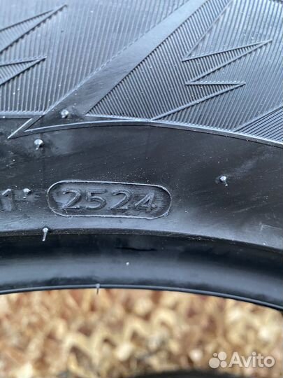 Hankook Winter I'Cept X RW10 265/50 R20 107T