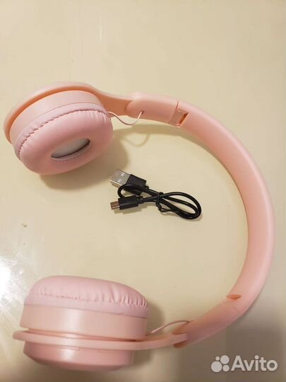 Накладные беспроводные наушники