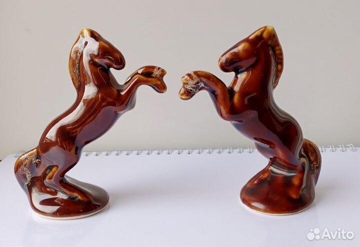 Статуэтки Кони