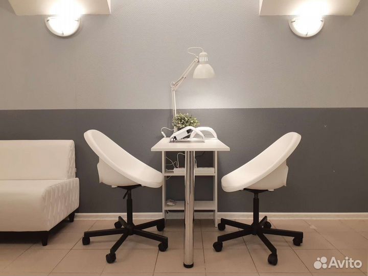 Аренда места мастера маникюра