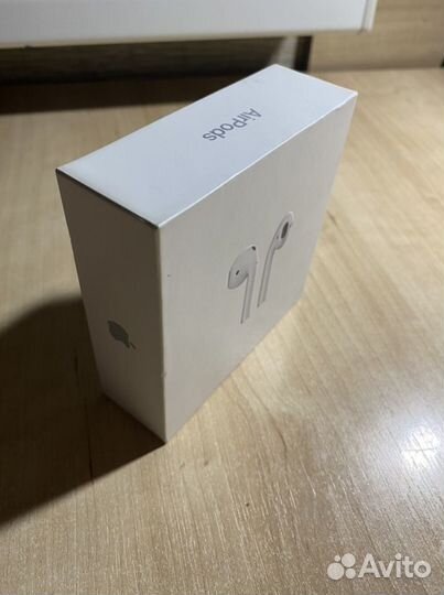 Беспроводные наушники apple airpods