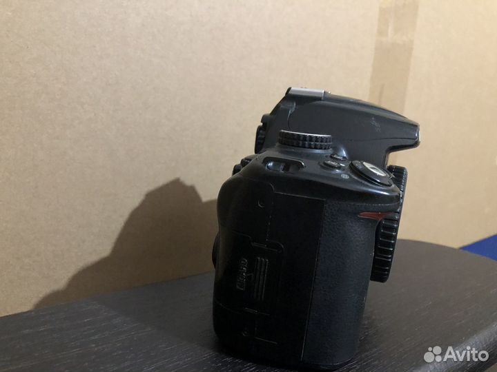 Зеркальный фотоаппарат