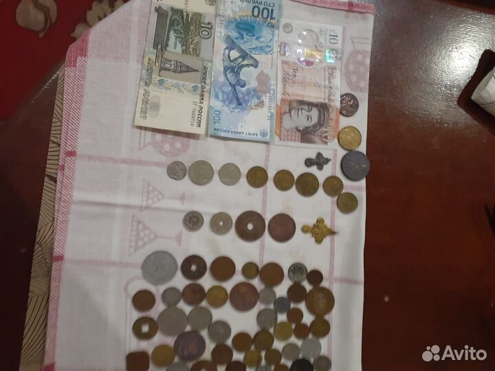 Монеты СССР И разных стран купюры англия