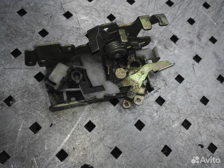 Замок двери передней левой Mercedes-Benz V-Class/V