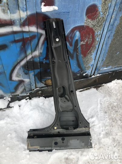 Стойка кузова camry 40