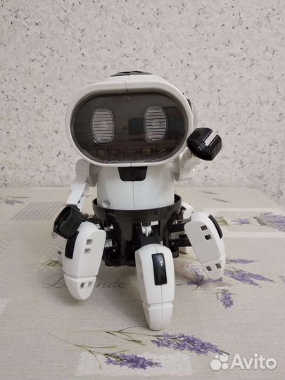 Игрушка робот