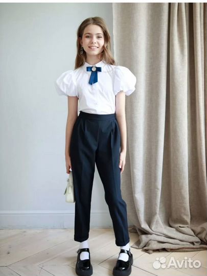 Блузка для девочки школьная новая