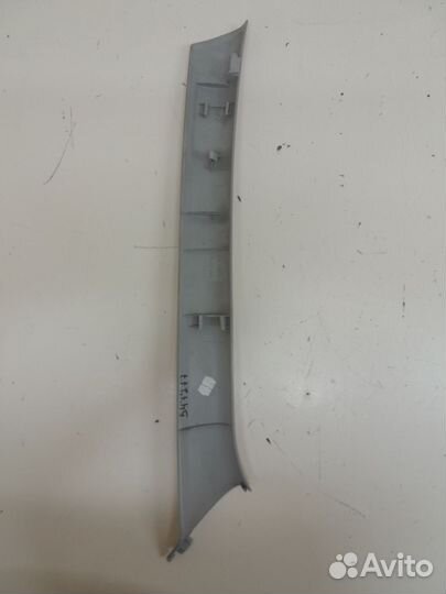 Обшивка/накладка стойки Renault Duster