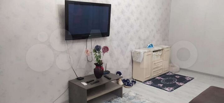 2-к. квартира, 67 м², 1/9 эт.