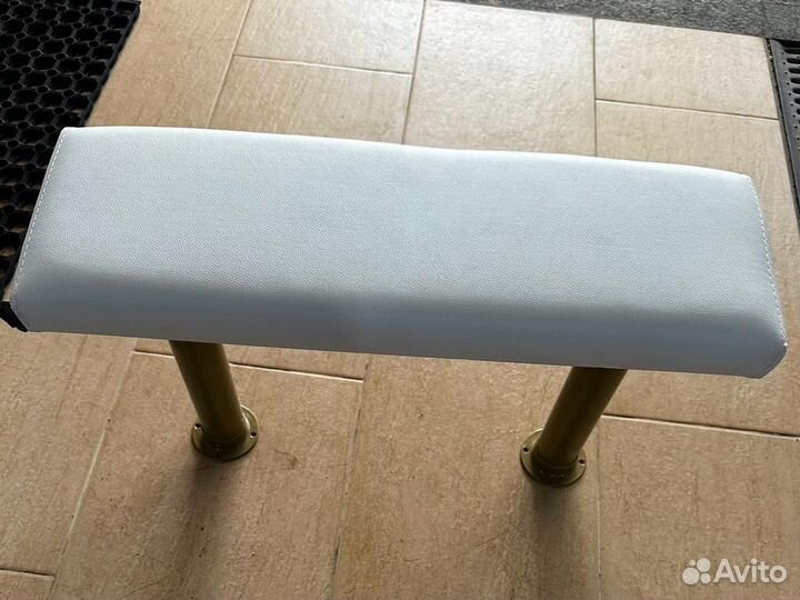 Педикюрные подножки