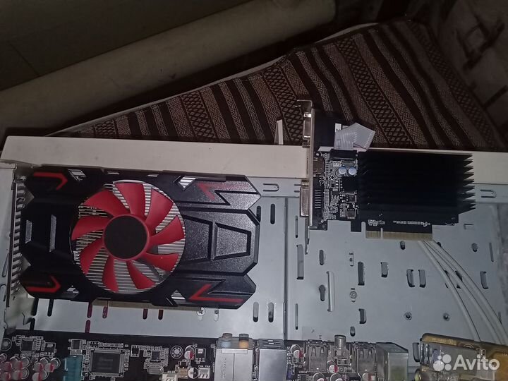 Материнская плата с процессором и памятью