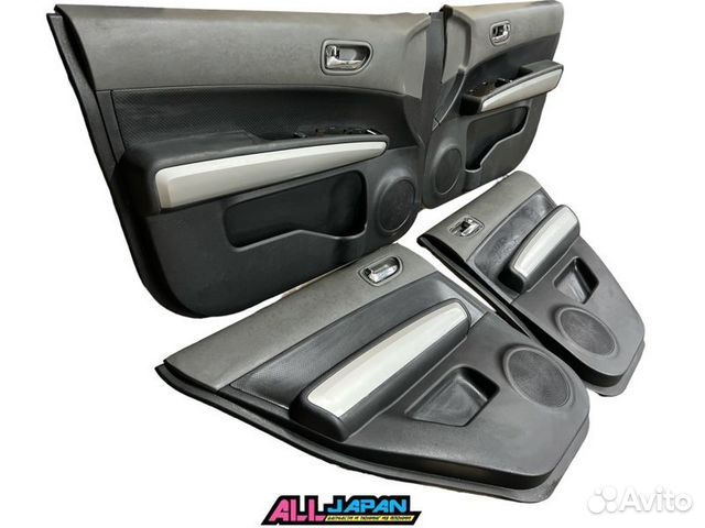 Обшивка двери Nissan X-Trail TNT31 QR25DE