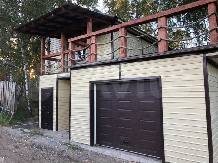 Дом 165 м² на участке 6 сот.