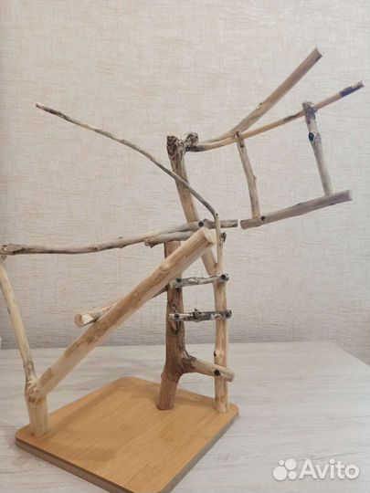 Игровой стенд для попугая, игровая площадка