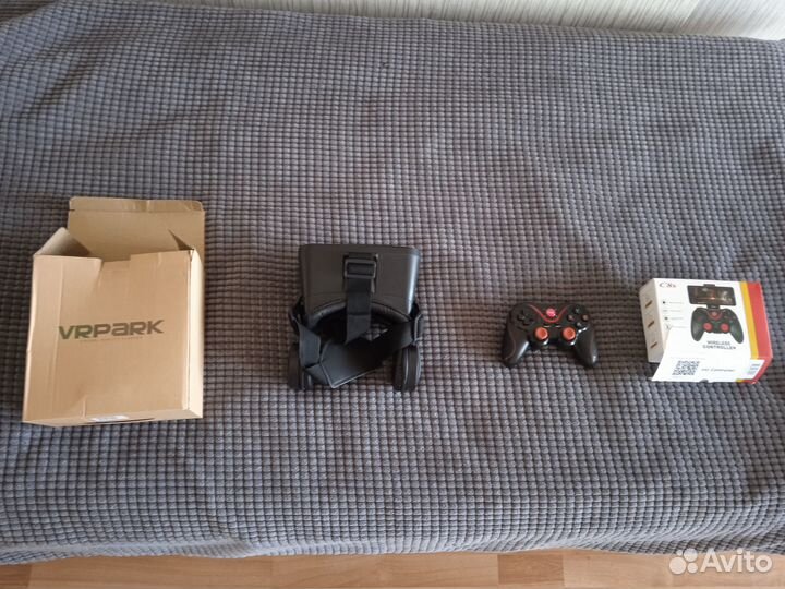 Очки виртуальной реальности vrpark и джойстик C8s