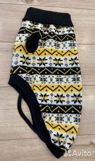 Свитер шерстяной для собаки (девочка)