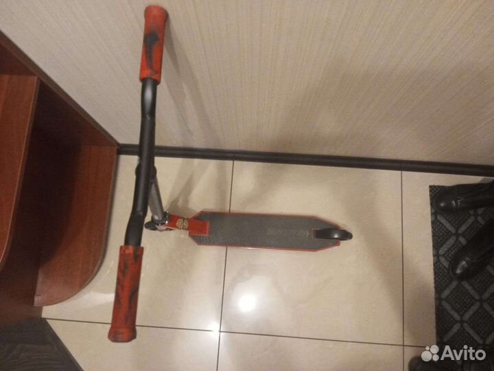 Трюковой самокат tech team duker 101