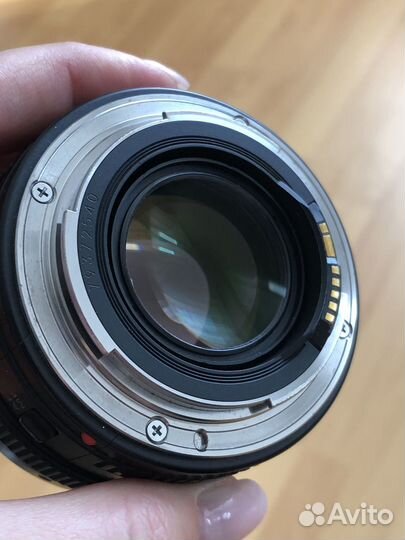 Объектив Canon 50mm f/1.4 usm