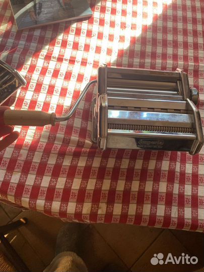 Машинка для пасты