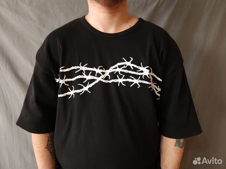 Футболка с принтом колючей проволоки John Baner,XL