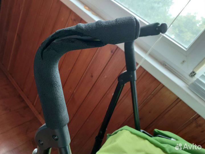 Прогулочная коляска трость inglesina trip