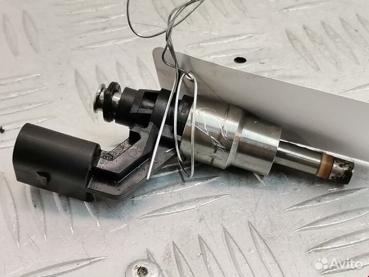 Форсунка Volkswagen Golf 4 2005