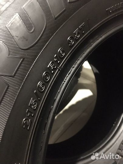 Bridgestone Ice Cruiser 7000 215/60 R16